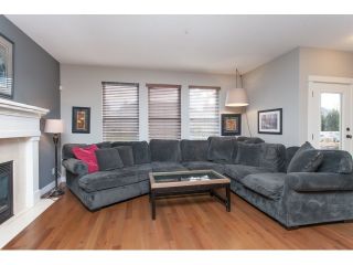 Photo 6: 23008 JENNY LEWIS Avenue in Langley: Fort Langley House for sale in "BEDFORD LANDING" : MLS®# R2023781