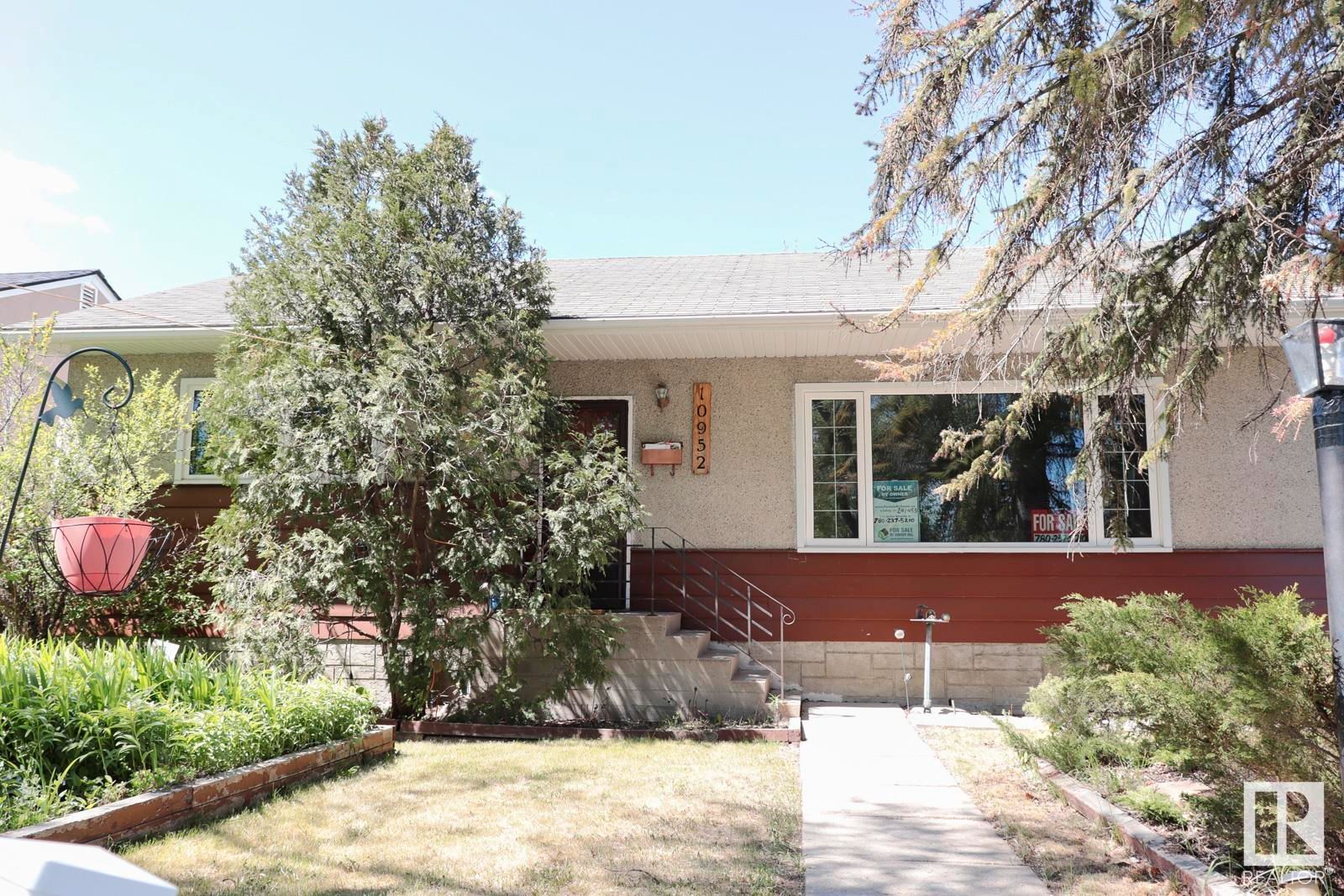 Main Photo: 10952 148 Street in Edmonton: Zone 21 House for sale : MLS®# E4296994