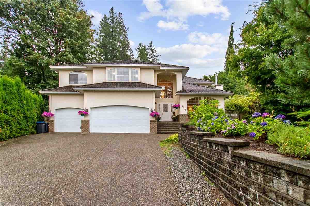 Main Photo: 1309 CAMELLIA Court in Port Moody: Mountain Meadows House for sale : MLS®# R2491100