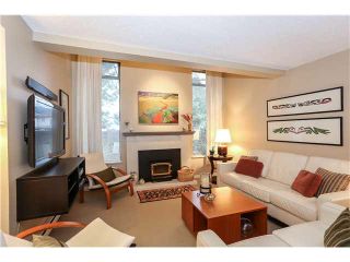 Photo 2: 73 6880 LUCAS Road in Richmond: Woodwards Townhouse for sale in "Timberwood Village" : MLS®# V1104453