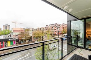 Photo 17: 308 111 E 3RD Street in North Vancouver: Lower Lonsdale Condo for sale in "The Versatile Building" : MLS®# R2263071