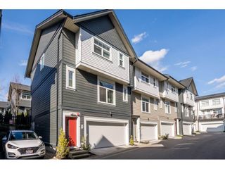 Photo 2: 15 7665 209 Street in Langley: Willoughby Heights Townhouse for sale in "ARCHSTONE-YORKSON" : MLS®# R2561969