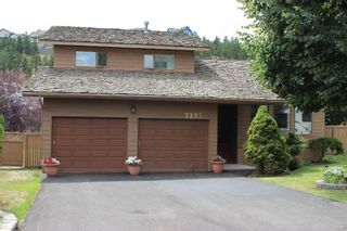 Main Photo: 2295 MacIntyre Place in Kamloops: Aberdeen PG House for sale : MLS®# New