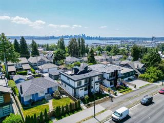 Main Photo: 425 W KEITH Road in North Vancouver: Lower Lonsdale 1/2 Duplex for sale : MLS®# R2783132