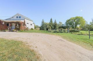 Photo 3: 32049 ROAD 28E Road in Kleefeld: R16 Residential for sale : MLS®# 202227698
