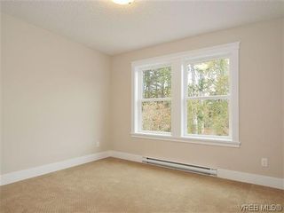 Photo 11: 974 Rattanwood Pl in VICTORIA: La Happy Valley Row/Townhouse for sale (Langford)  : MLS®# 621552