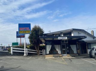 Photo 3: 21 Rooms Motel for sale Vancouver Island BC: Business with Property for sale