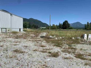 Photo 7: 10708 FARMS Road in Mission: Durieu Agri-Business for sale : MLS®# C8045229