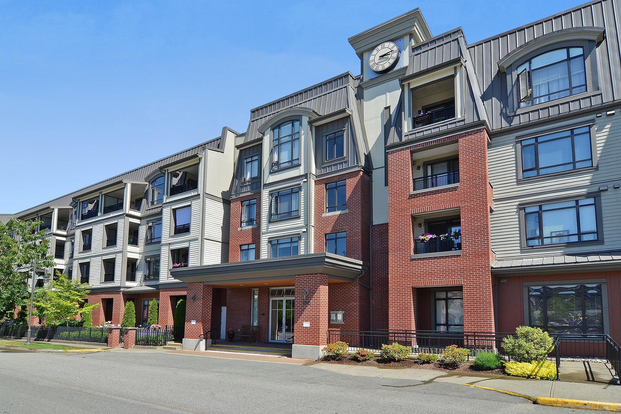 Main Photo: 315 8880 202 Street in Langley: Walnut Grove Condo for sale in "The Residences" : MLS®# R2718795