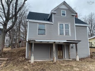 Photo 1: 134 St Andrews Street in Pictou: 107-Trenton, Westville, Pictou Residential for sale (Northern Region)  : MLS®# 202204756