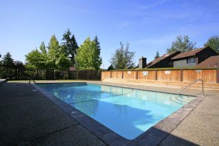 Photo 28: 6088 W GREENSIDE DRIVE in Surrey: Cloverdale BC Townhouse for sale (Cloverdale)  : MLS®# R2318848