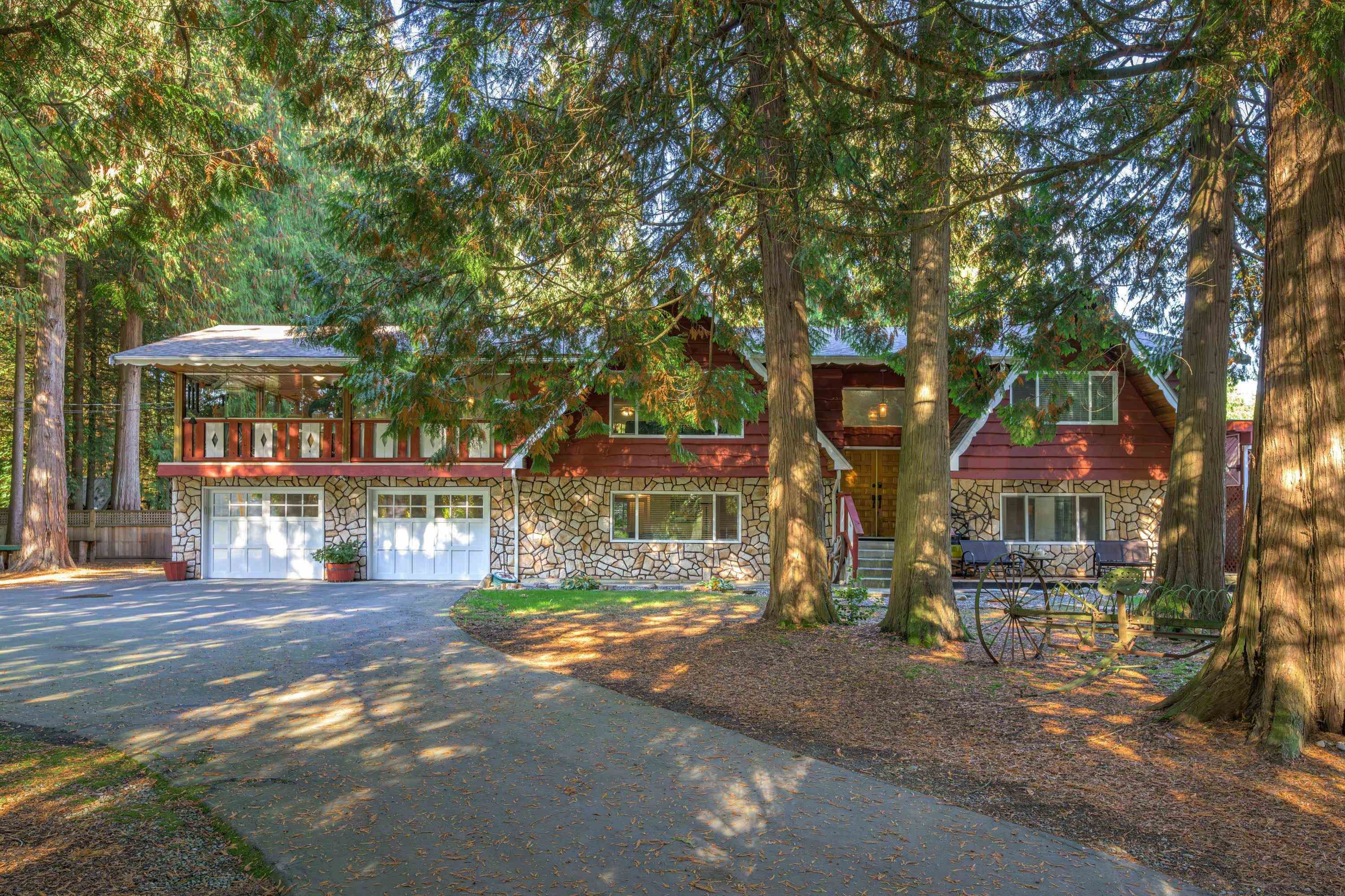 Main Photo: 24191 65 Avenue in Langley: Salmon River House for sale in "Salmon River" : MLS®# R2848148