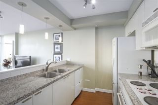 Photo 9: 2102 1200 ALBERNI Street in Vancouver: West End VW Condo for sale in "Palisades" (Vancouver West)  : MLS®# R2763490