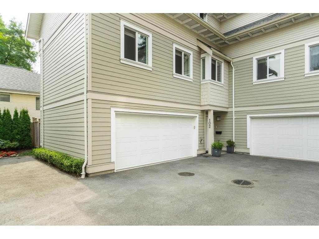 Main Photo: 102 218 BEGIN Street in Coquitlam: Maillardville Townhouse for sale in "Begin Square" : MLS®# R2504206