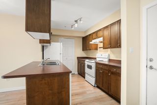 Photo 3: 107 33960 OLD YALE Road in Abbotsford: Central Abbotsford Condo for sale : MLS®# R2628262