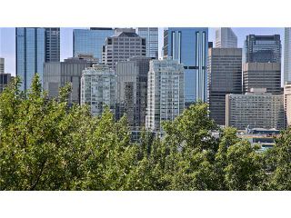 Photo 4: 424 MEMORIAL Drive NW in Calgary: Sunnyside House for sale : MLS®# C3647629