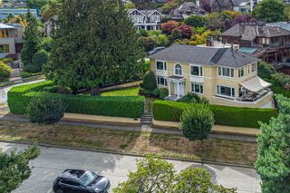Main Photo: 4600 BELLEVUE Drive in Vancouver: Point Grey House for sale (Vancouver West)  : MLS®# R2813599