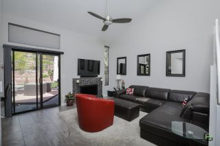 Photo 8: SAN DIEGO Townhouse for sale : 3 bedrooms : 6376 Caminito Del Pastel