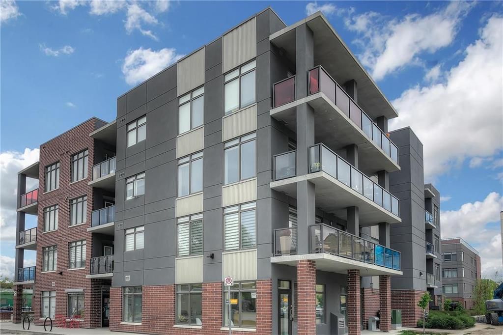 Main Photo: 304 25 Amy Street in Winnipeg: Exchange District Condominium for sale (9A)  : MLS®# 202011118