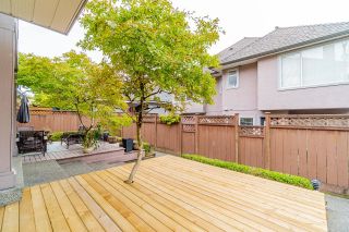 Photo 3: 254 E 4TH Street in North Vancouver: Lower Lonsdale Townhouse for sale : MLS®# R2830694
