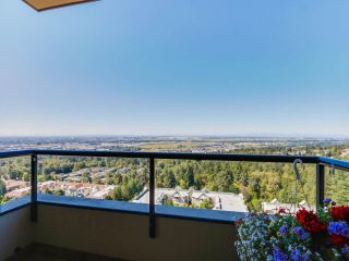 Photo 13: 2101 6823 STATION HILL Drive in Burnaby: South Slope Condo for sale (Burnaby South)  : MLS®# R2095552