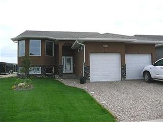 Main Photo: 515 Antler Crescent: Warman Single Family Dwelling for sale (Saskatoon NW)  : MLS®# 332858