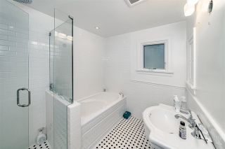Photo 17: 208 W 23RD AVENUE in Vancouver: Cambie House for sale (Vancouver West)  : MLS®# R2444965