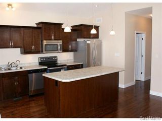 Photo 1: 1154 LINDSAY Street in Regina: Eastview Single Family Dwelling for sale (Regina Area 03)  : MLS®# 549678