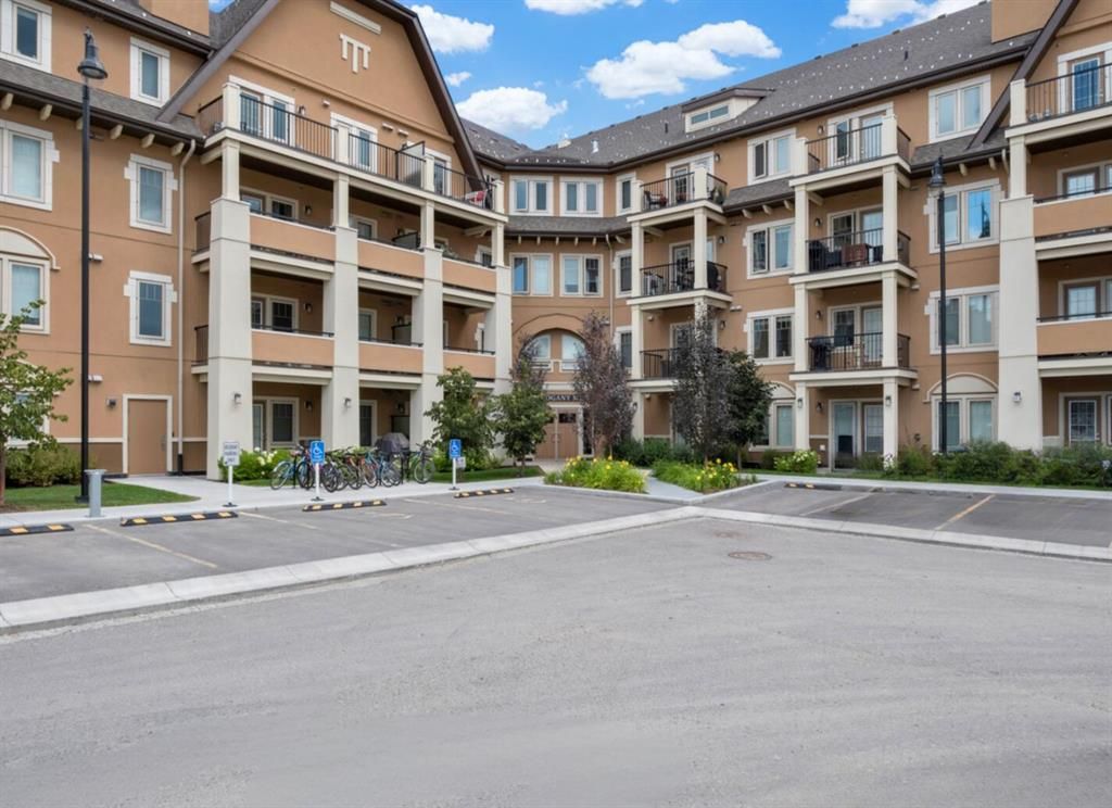 Main Photo: 311 30 Mahogany Mews SE in Calgary: Mahogany Apartment for sale : MLS®# A2072649