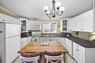 Photo 5: 72 11847 PINYON Drive in Pitt Meadows: Central Meadows Manufactured Home for sale in "Meadow Highlands Co-op" : MLS®# R2420796