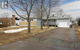 Photo 1: 21 Woodlawn Drive in Charlottetown: House for sale : MLS®# 202405238