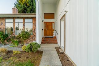 Photo 1: 13249 14A Avenue in Surrey: Crescent Bch Ocean Pk. House for sale (South Surrey White Rock)  : MLS®# R2846328