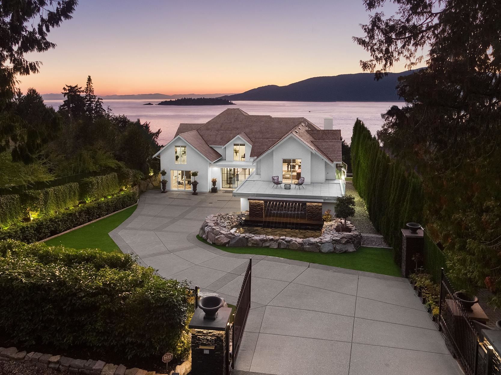 Main Photo: 5428 MARINE Drive in West Vancouver: Caulfeild House for sale : MLS®# R2706294