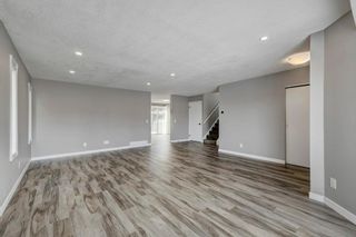 Photo 3: 156 Sandringham Close NW in Calgary: Sandstone Valley Detached for sale : MLS®# A2037542