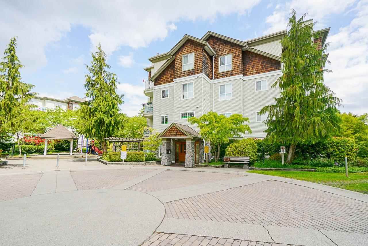 Main Photo: 310 10186 155 Street in Surrey: Guildford Condo for sale in "SOMMERSET" (North Surrey)  : MLS®# R2584108