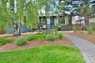Photo 3: 9415 12 Street SW in Calgary: Haysboro Detached for sale : MLS®# A1236821