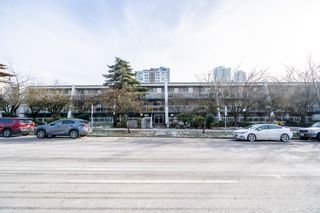 Photo 1: 101 550 ROYAL Avenue in New Westminster: Downtown NW Condo for sale : MLS®# R2842524