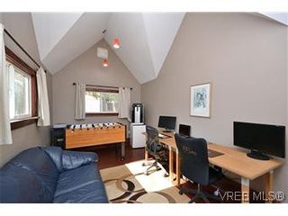 Photo 15: 1456 Edgeware Rd in VICTORIA: Vi Oaklands House for sale (Victoria)  : MLS®# 603241