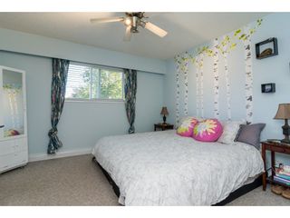 Photo 10: 26855 25 Avenue in Langley: Aldergrove Langley House for sale : MLS®# R2212352