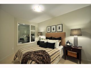 Photo 4: PH2- 2008 E 54TH Avenue in Vancouver: Fraserview VE Condo for sale in "CEDAR54" (Vancouver East)  : MLS®# V819494