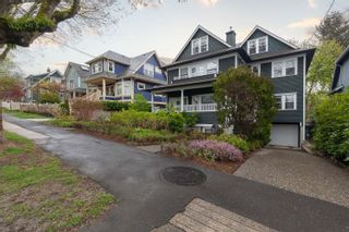 Photo 2: 2 36 W 13TH Avenue in Vancouver: Mount Pleasant VW Townhouse for sale (Vancouver West)  : MLS®# R2870576