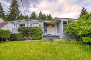 Photo 1: 4383 QUINTON Place in North Vancouver: Canyon Heights NV House for sale : MLS®# R2700622