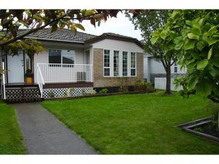 Photo 1: 1820 WILLOW Crescent in Squamish: Garibaldi Estates House for sale : MLS®# V991688