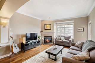 Photo 3: 405 2320 Erlton Street SW in Calgary: Erlton Apartment for sale : MLS®# A2014065