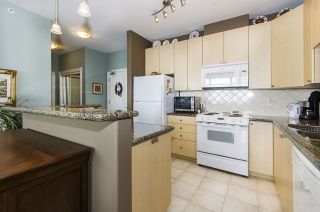 Photo 4: 1005 160 E 13TH Street in North Vancouver: Central Lonsdale Condo for sale in "The Grande" : MLS®# R2266031