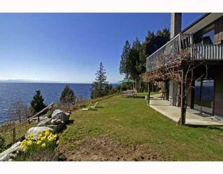 Photo 4: 713 GEDDES Road in Gibsons: Roberts Creek House for sale in "ROBERTS CREEK" (Sunshine Coast)  : MLS®# V693516