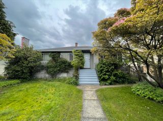 Photo 1: 6638 Killarney Street in Vancouver: Killarney VE House for sale (Vancouver East)  : MLS®# R2692099