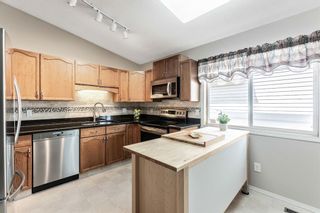 Photo 7: 208 Riverbirch Road SE in Calgary: Riverbend Detached for sale : MLS®# A1119064