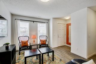 Photo 5: 420 MCKENZIE TOWNE Close SE in Calgary: McKenzie Towne Row/Townhouse for sale : MLS®# A1015085