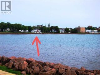 Photo 3: 1 West St in Charlottetown: House for sale : MLS®# 202225275